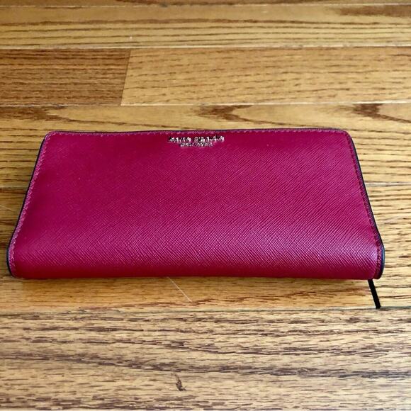 Kate Spade Cameron Saffiano Leather BiFold Rosso Red Wallet - Picture 2 of 8